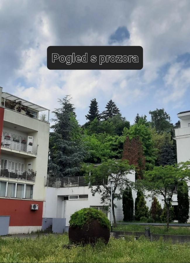 Apartique Zagreb Self Check In! Екстер'єр фото
